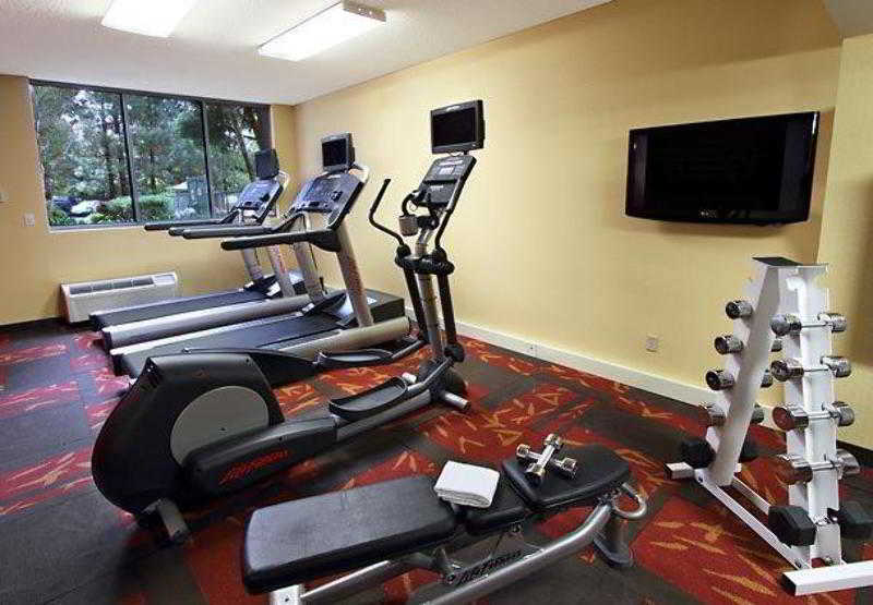 Отель Courtyard By Marriott Richmond Berkeley Экстерьер фото