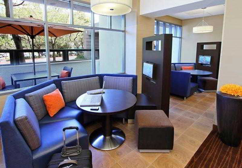 Отель Courtyard By Marriott Richmond Berkeley Экстерьер фото