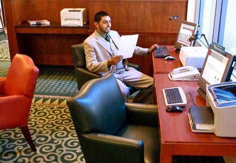 Отель Courtyard By Marriott Richmond Berkeley Экстерьер фото